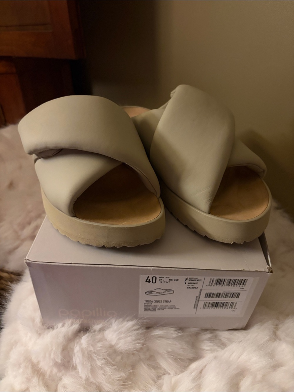 NEW IN BOX Papillio Women’sTheda Cross-Strap Platform Sandals in Nougat Size 40